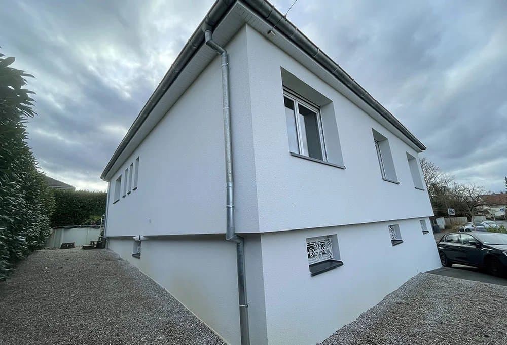 Maison rénovée après isolation par l'extérieur dans le Maine-et-Loire
